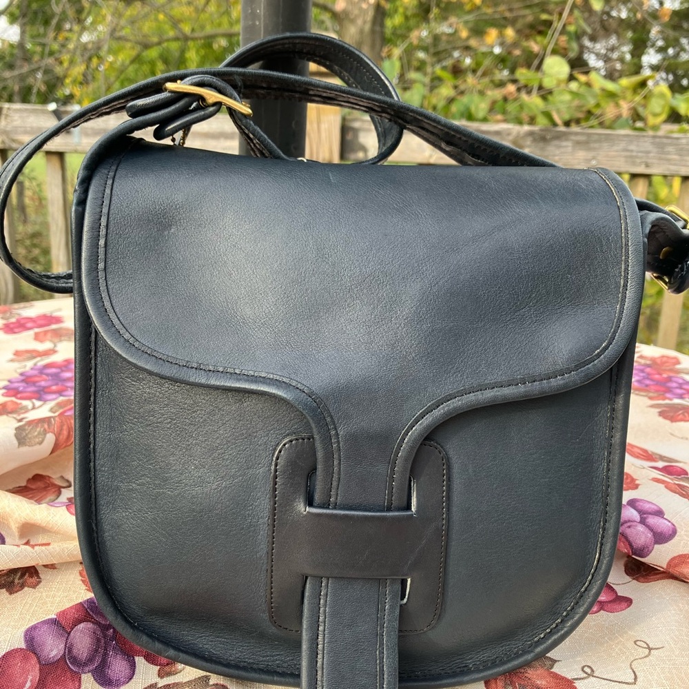 Coach Vintage “Baby” NYC Courier Navy RARE 9505